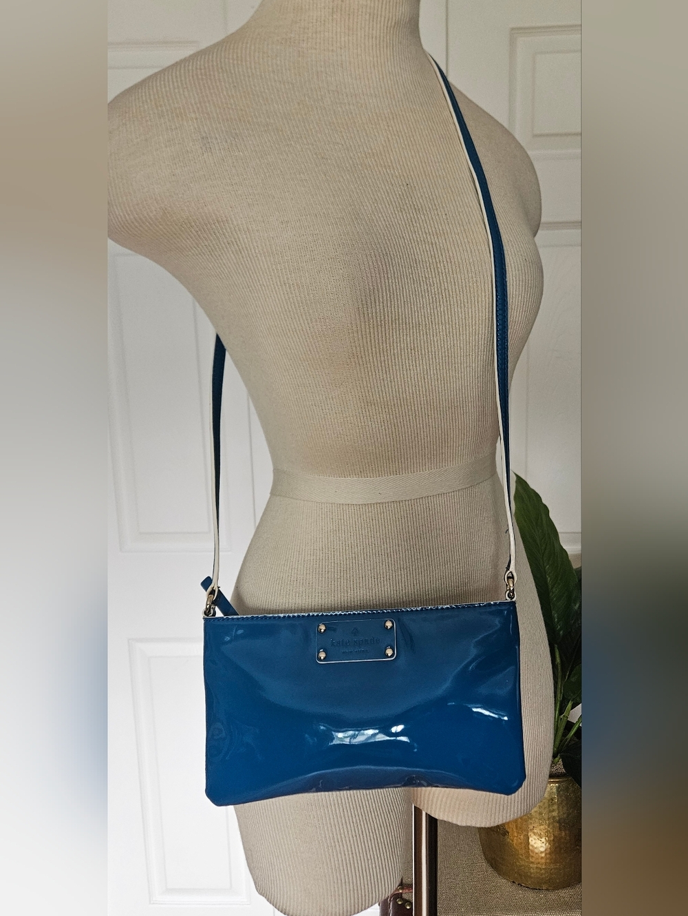Kate Spade Teal Blue And White Trim Shoulder Crossbody Bag